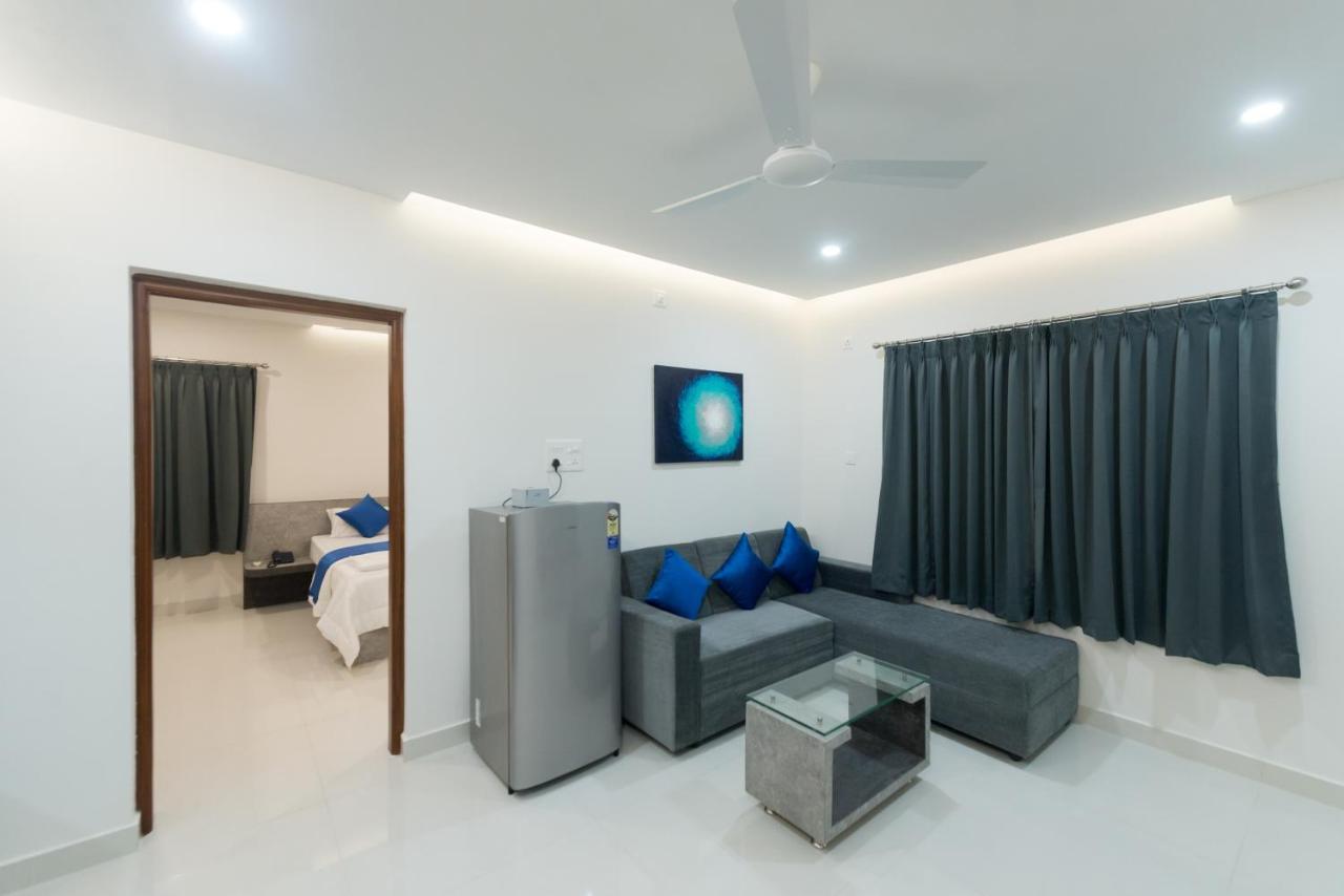 Manipal Atalia Service Apartments Екстериор снимка