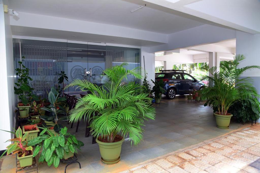 Manipal Atalia Service Apartments Екстериор снимка