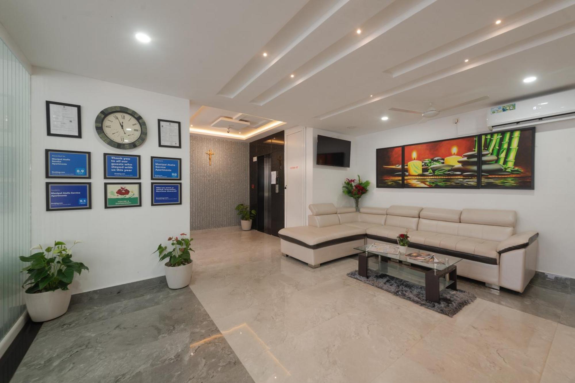 Manipal Atalia Service Apartments Екстериор снимка