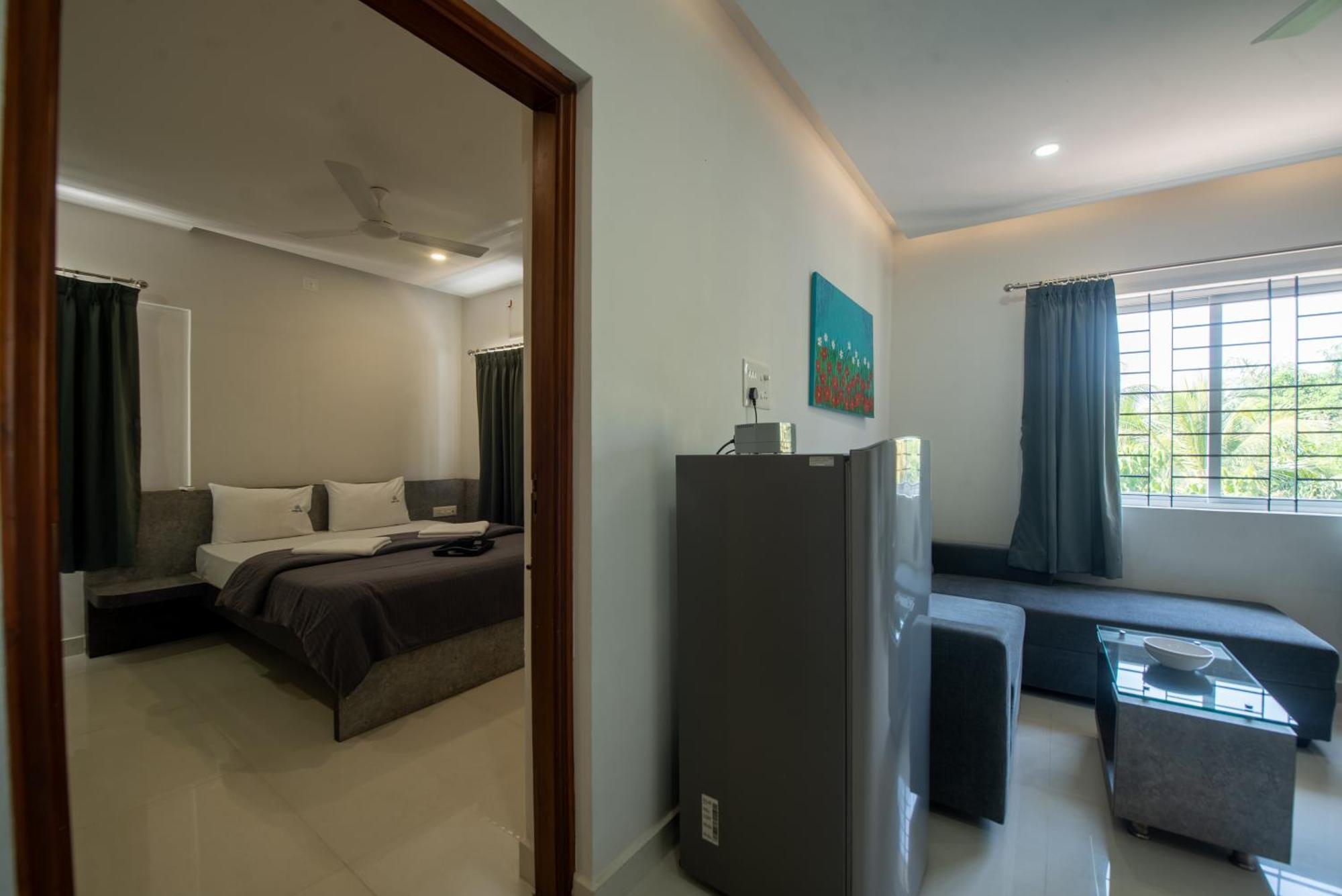 Manipal Atalia Service Apartments Екстериор снимка