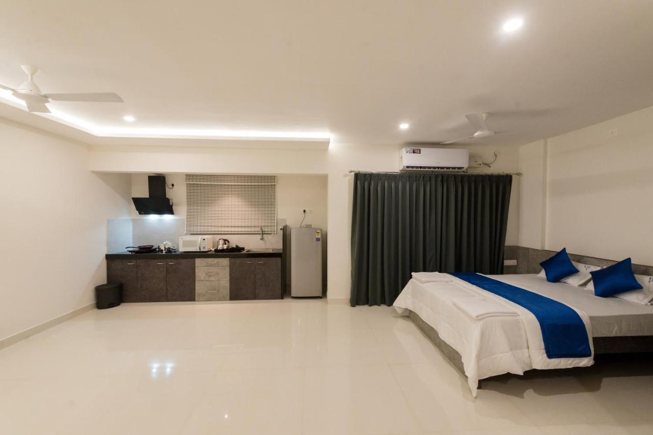 Manipal Atalia Service Apartments Екстериор снимка